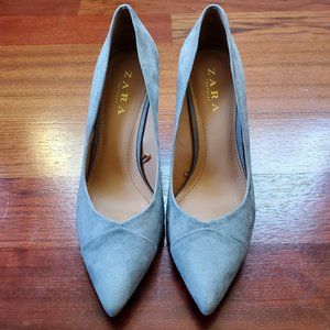 Zara Trafaluc Gray Suede Heels Size 40 EU 7 US
